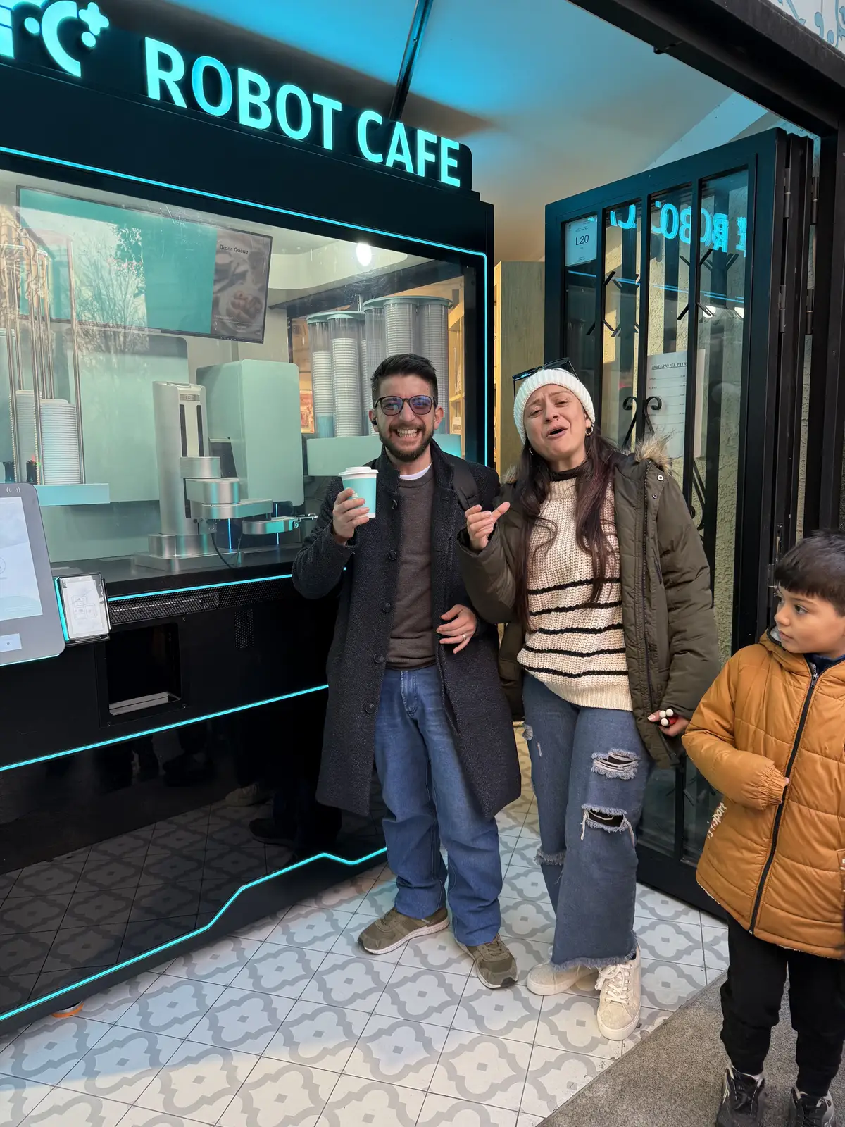 Site Selection Checklist for Autonomous Coffee Kiosks (2026 Pilot)